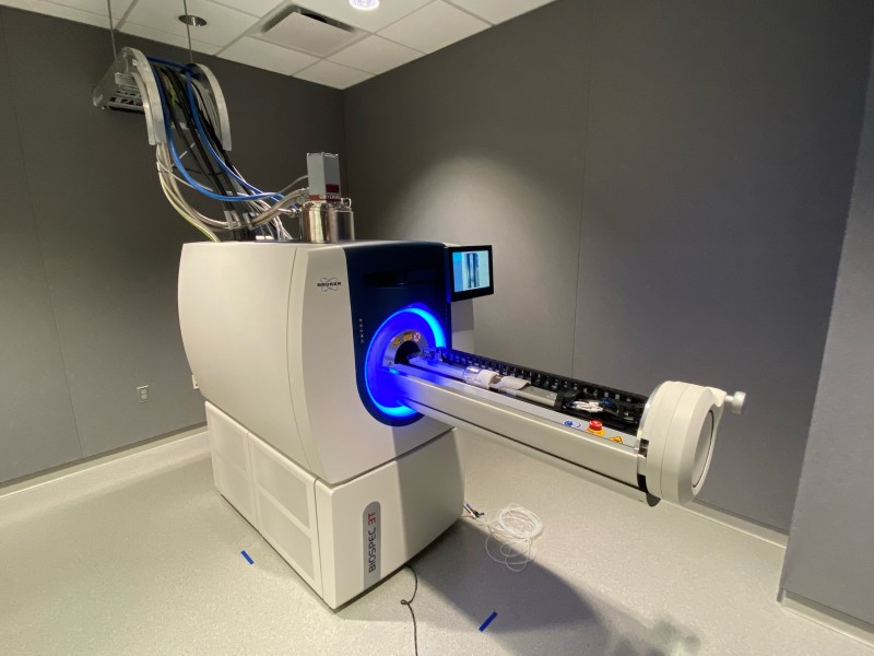 BRUKER 3T MRI