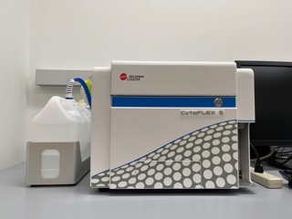 BECKMAN Analyzer